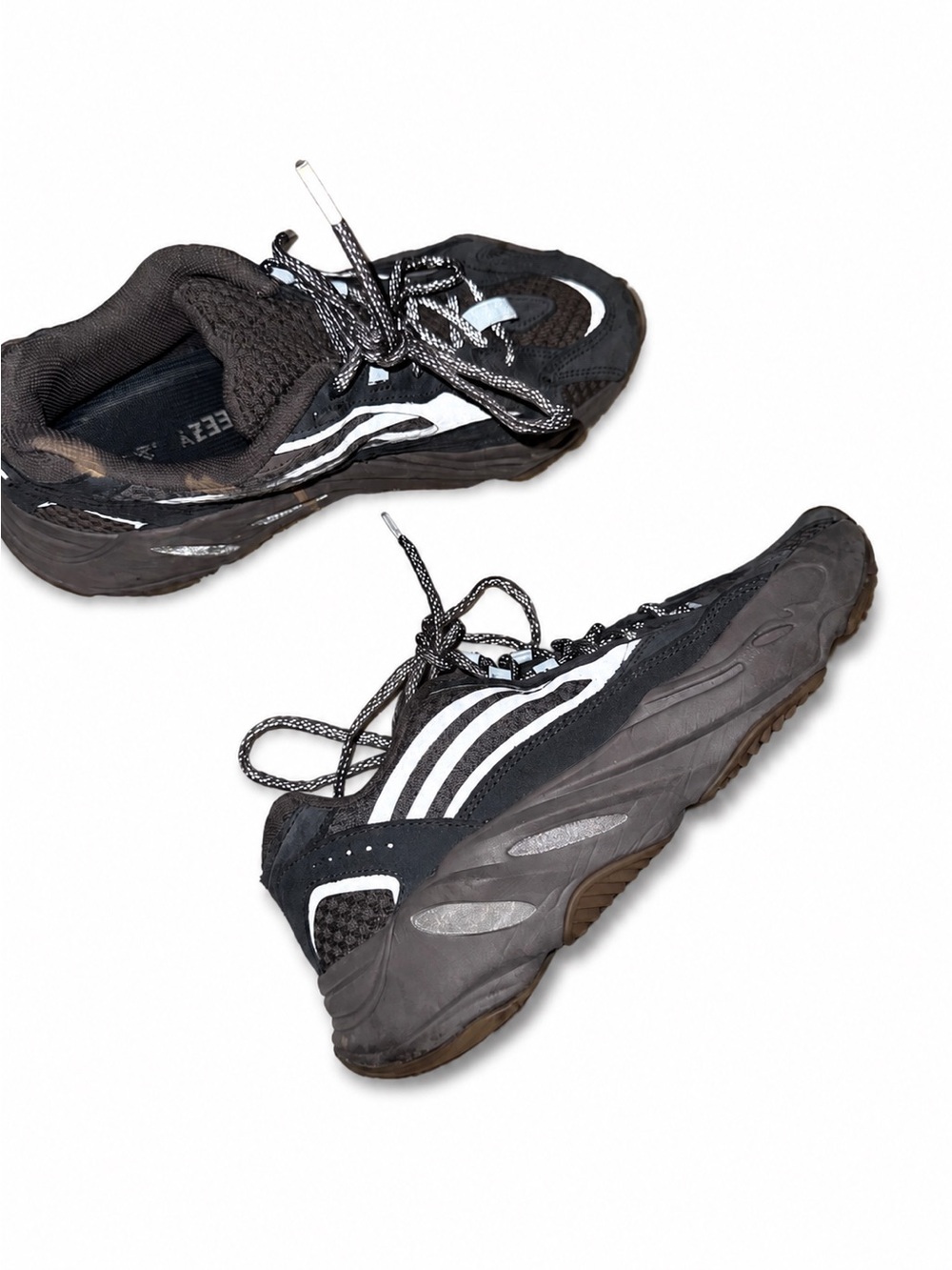 Yeezy 700 V2 Geode Men’s Size 7